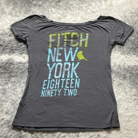 🔥4/$20 Abercrombie & Fitch  Graphic T-Shirt - Picture 9 of 10